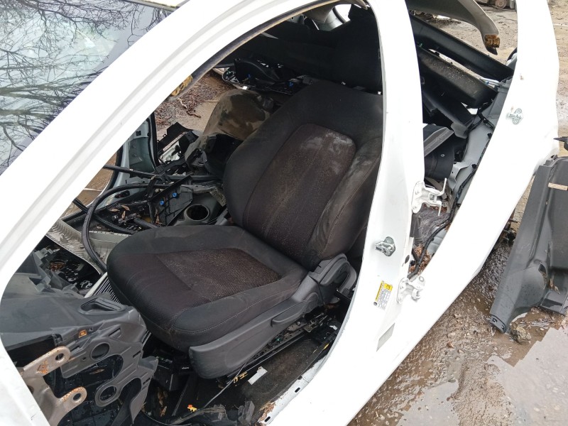Recambio de asiento delantero izquierdo para chevrolet aveo hatchback (t300) 1.3 d referencia OEM IAM   