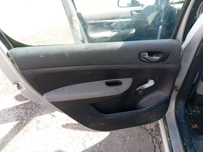 peugeot 307 (3a/c) del año 2001