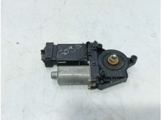 Recambio de motor elevalunas delantero izquierdo para volkswagen passat b5.5 variant (3b6) 1.9 tdi referencia OEM IAM 105404301 