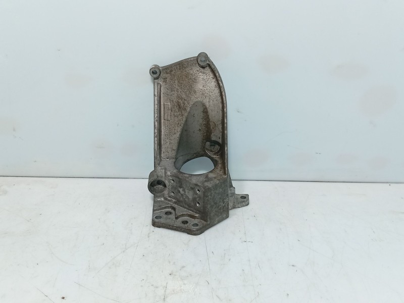 Recambio de soporte para volvo v90 ii station wagon (235) d4 referencia OEM IAM   