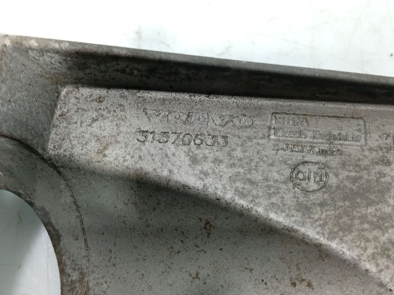 Recambio de soporte para volvo v90 ii station wagon (235) d4 referencia OEM IAM   