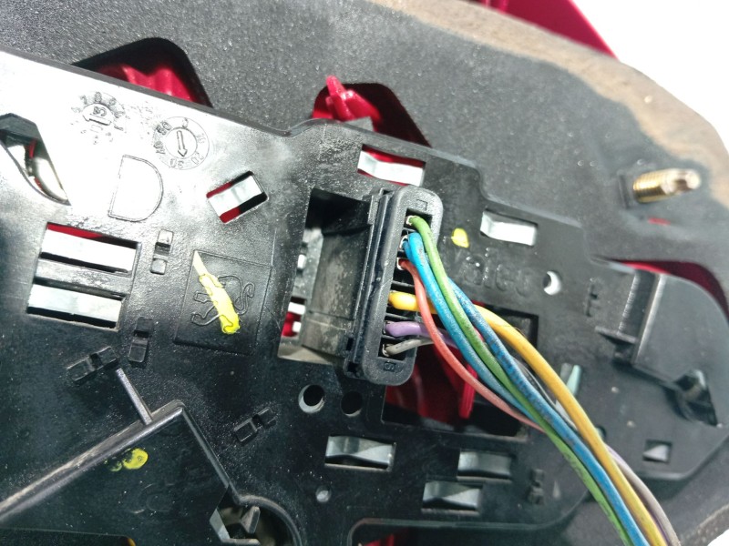 Recambio de piloto trasero derecho para peugeot 307 (3a/c) 1.4 16v referencia OEM IAM 6351P3  