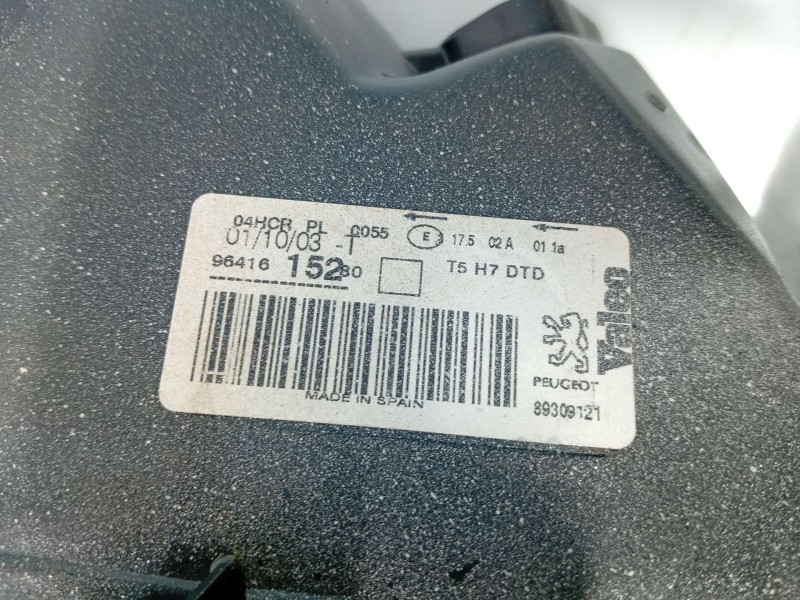 Recambio de faro derecho para peugeot 307 (3a/c) 1.4 16v referencia OEM IAM 6205Z2  