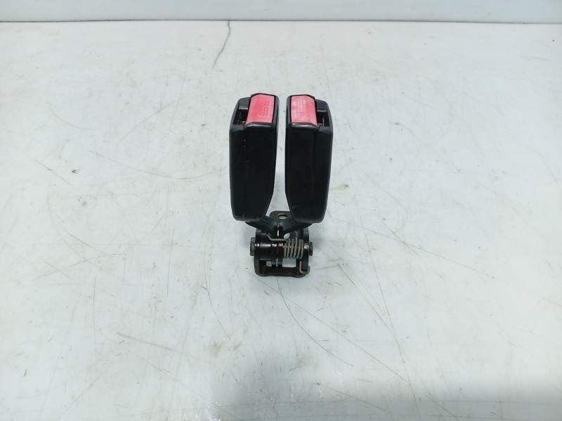Recambio de anclaje cinturon trasero central para peugeot 307 (3a/c) 1.4 16v referencia OEM IAM   