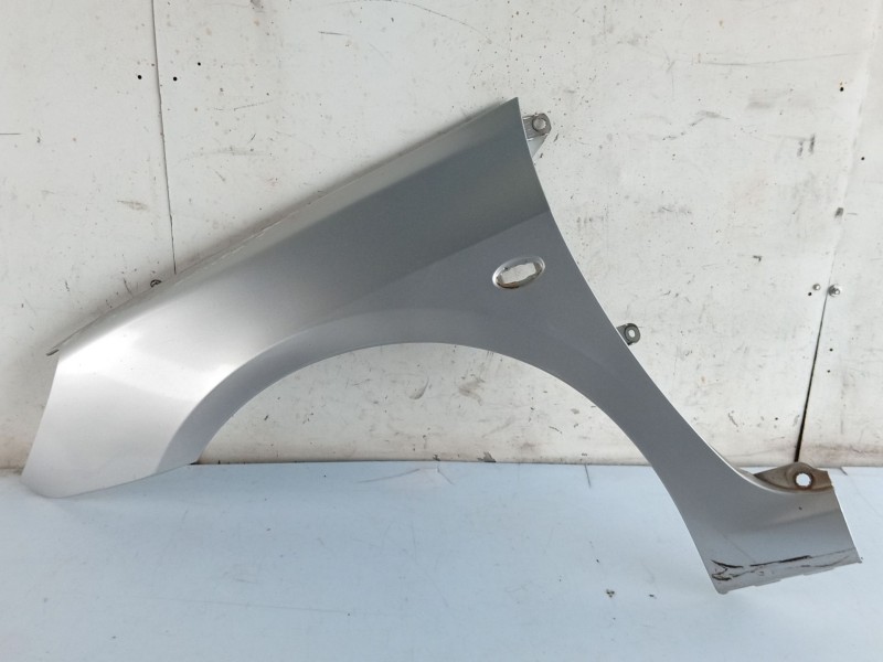 Recambio de aleta delantera izquierda para peugeot 307 (3a/c) 1.4 16v referencia OEM IAM 7840K8  