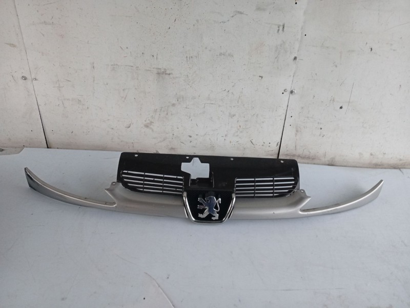 Recambio de moldura para peugeot 206 hatchback (2a/c) 1.4 i referencia OEM IAM   