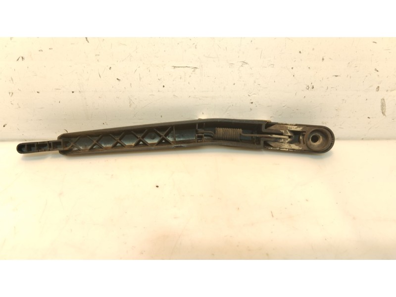 Recambio de brazo limpia trasero para fiat punto evo (199_) 1.4 16v referencia OEM IAM 55701469  