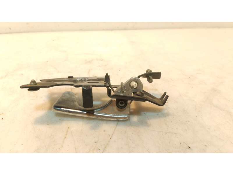 Recambio de maneta interior delantera izquierda para land rover discovery td5 e referencia OEM IAM   