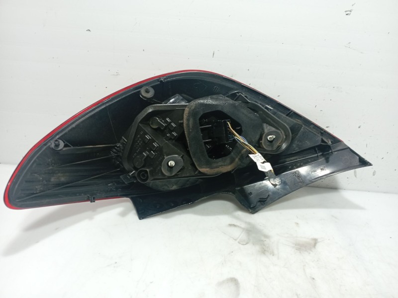 Recambio de piloto trasero izquierdo para opel corsa d (s07) 1.2 (l08, l68) referencia OEM IAM 93190950  