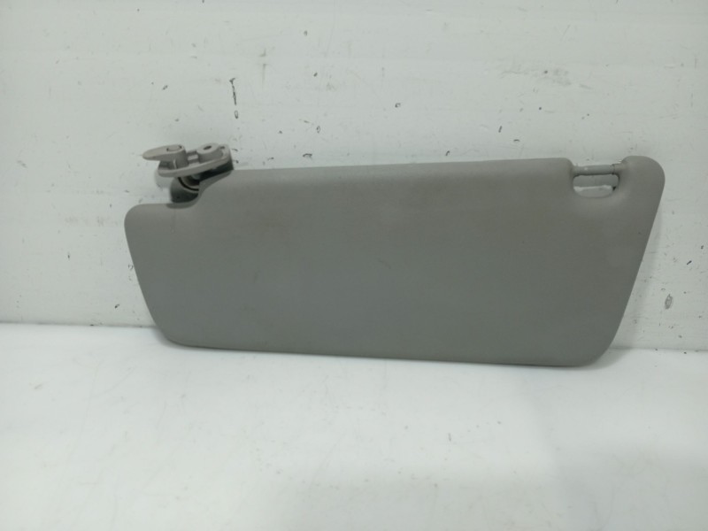 Recambio de parasol derecho para opel corsa d (s07) 1.2 (l08, l68) referencia OEM IAM 13163837  