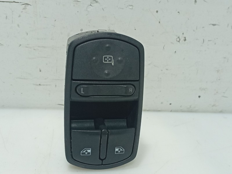 Recambio de mando elevalunas delantero izquierdo para opel corsa d (s07) 1.2 (l08, l68) referencia OEM IAM   