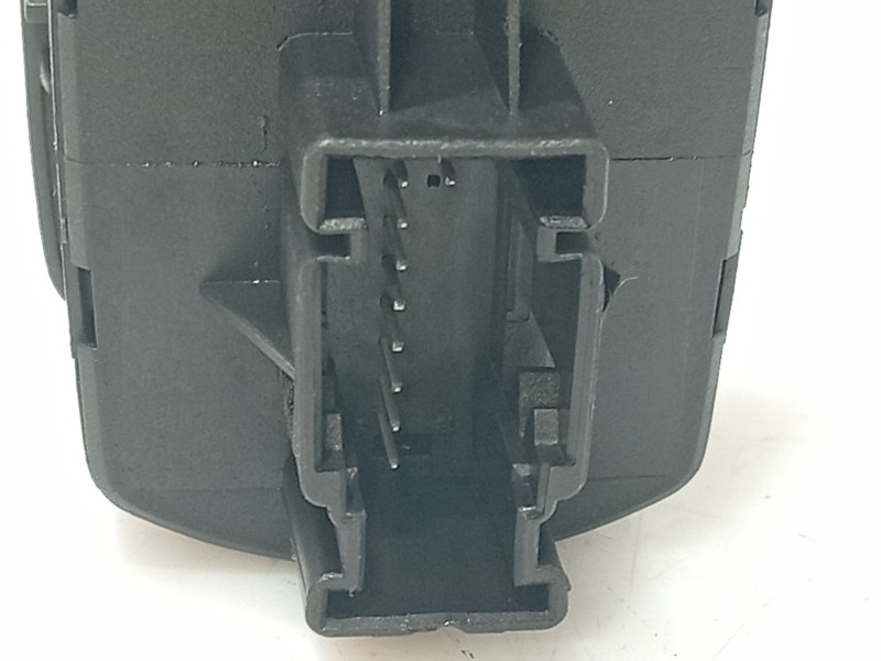 Recambio de mando elevalunas delantero izquierdo para opel corsa d (s07) 1.2 (l08, l68) referencia OEM IAM   