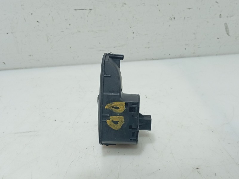 Recambio de mando elevalunas delantero derecho para opel corsa d (s07) 1.2 (l08, l68) referencia OEM IAM   