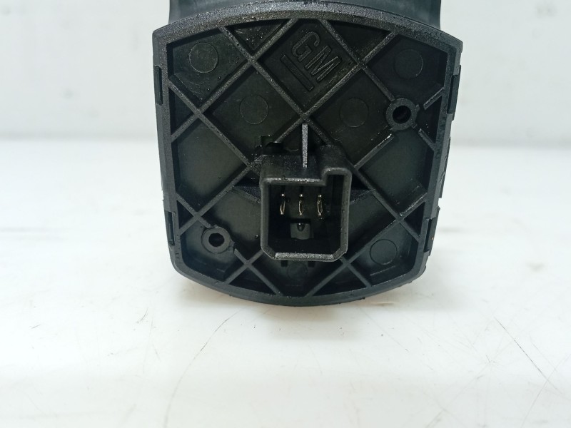 Recambio de mando elevalunas delantero derecho para opel corsa d (s07) 1.2 (l08, l68) referencia OEM IAM   