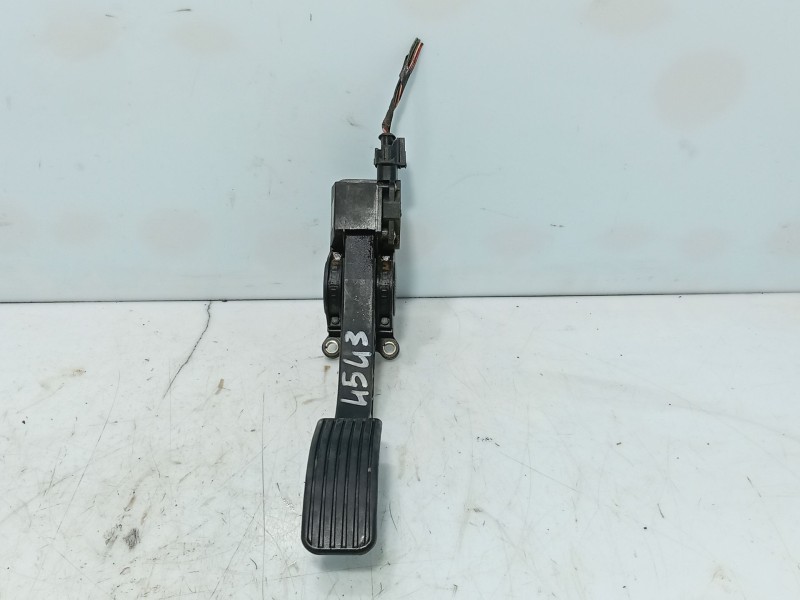 Recambio de pedal acelerador para nissan terrano/terrano.ii (r20) 2.7 turbodiesel referencia OEM IAM   