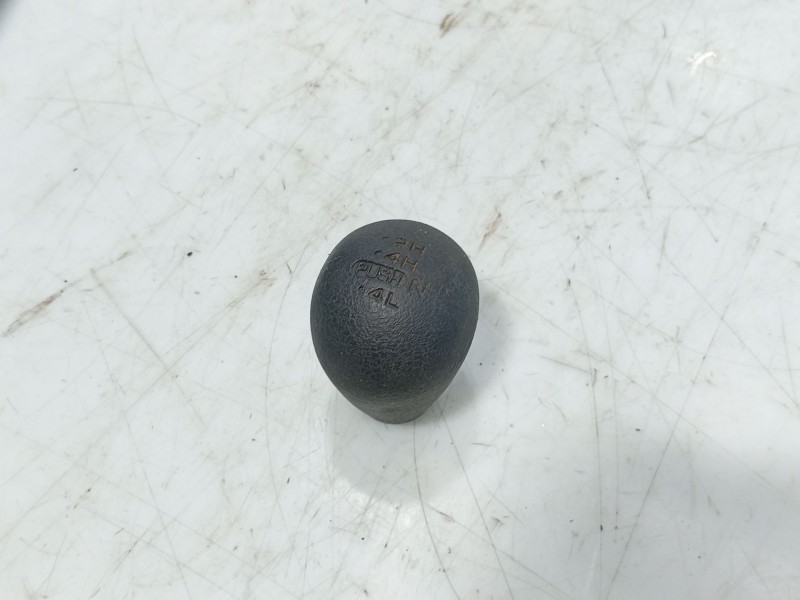 Recambio de pomo palanca cambio para nissan terrano/terrano.ii (r20) 2.7 turbodiesel referencia OEM IAM   