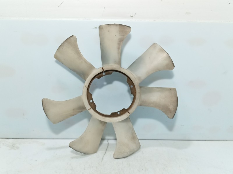 Recambio de aspas ventilador para nissan terrano/terrano.ii (r20) 2.7 turbodiesel referencia OEM IAM   