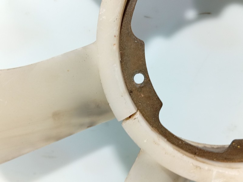 Recambio de aspas ventilador para nissan terrano/terrano.ii (r20) 2.7 turbodiesel referencia OEM IAM   