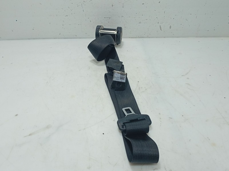 Recambio de cinturon seguridad trasero central para opel corsa d (s07) 1.2 (l08, l68) referencia OEM IAM 13276905  