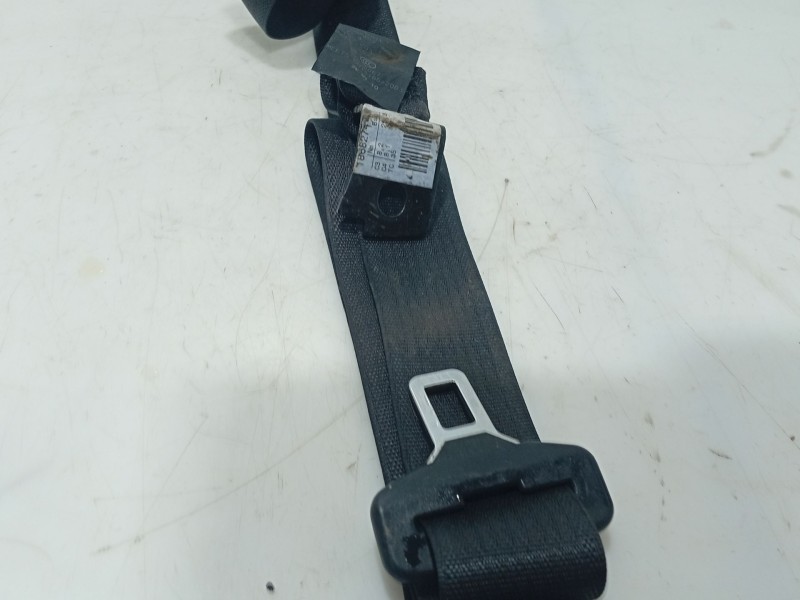 Recambio de cinturon seguridad trasero central para opel corsa d (s07) 1.2 (l08, l68) referencia OEM IAM 13276905  