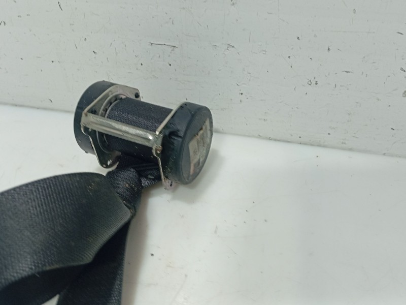 Recambio de cinturon seguridad trasero central para opel corsa d (s07) 1.2 (l08, l68) referencia OEM IAM 13276905  