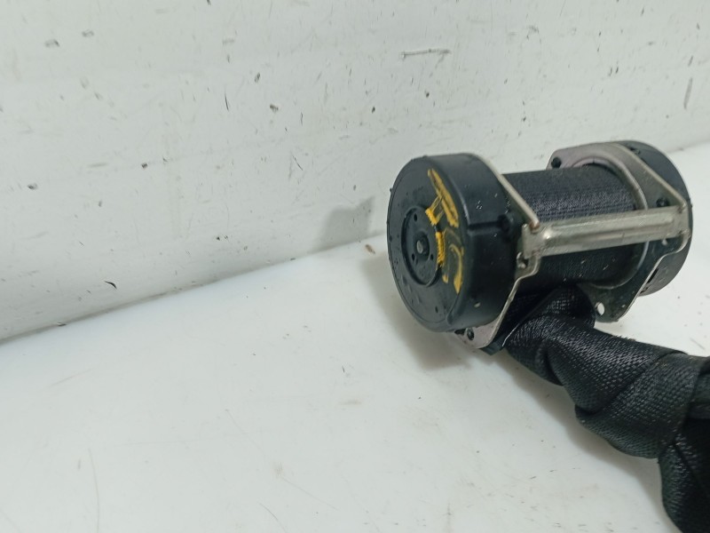 Recambio de cinturon seguridad trasero central para opel corsa d (s07) 1.2 (l08, l68) referencia OEM IAM 13276905  