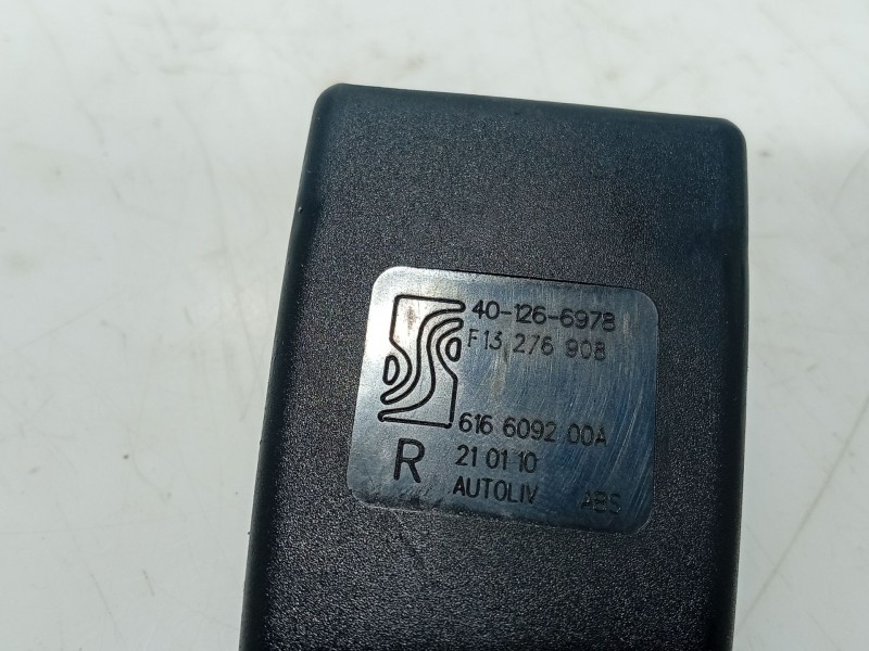 Recambio de anclaje cinturon trasero derecho para opel corsa d (s07) 1.2 (l08, l68) referencia OEM IAM   