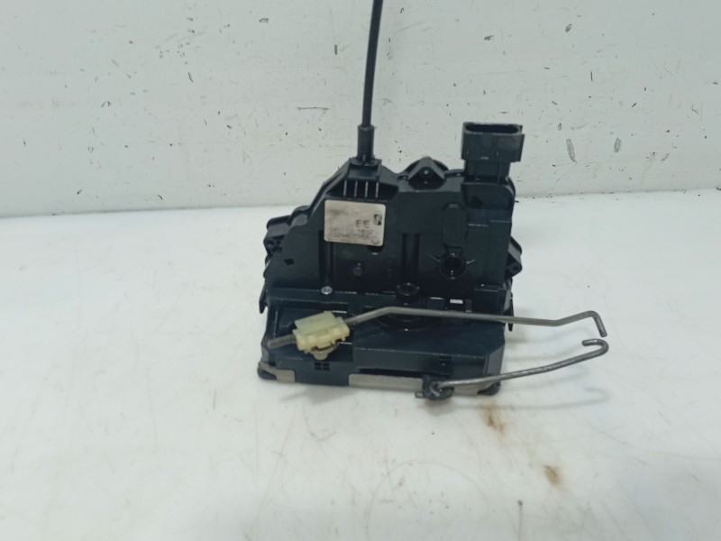 Recambio de cerradura puerta delantera izquierda para opel corsa d (s07) 1.2 (l08, l68) referencia OEM IAM 13258270  