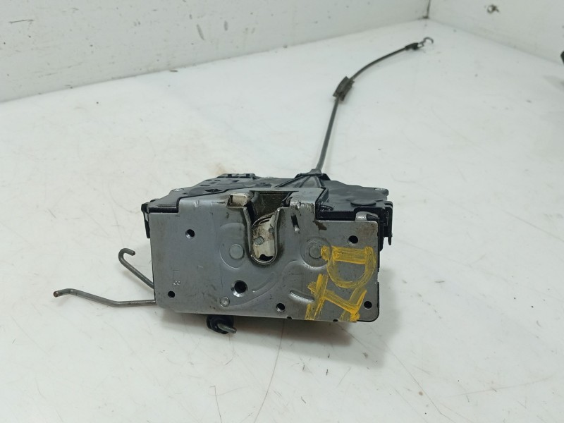 Recambio de cerradura puerta delantera izquierda para opel corsa d (s07) 1.2 (l08, l68) referencia OEM IAM 13258270  