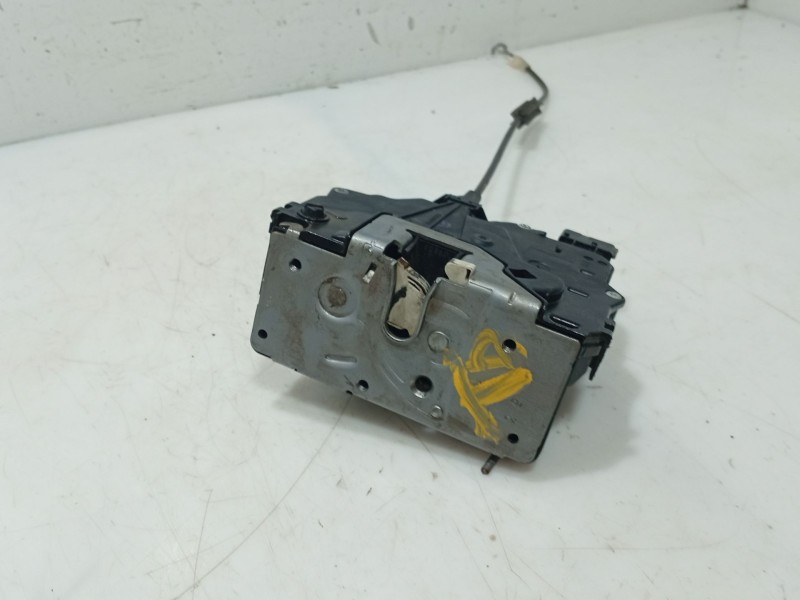Recambio de cerradura puerta trasera derecha para opel corsa d (s07) 1.2 (l08, l68) referencia OEM IAM 13258267  