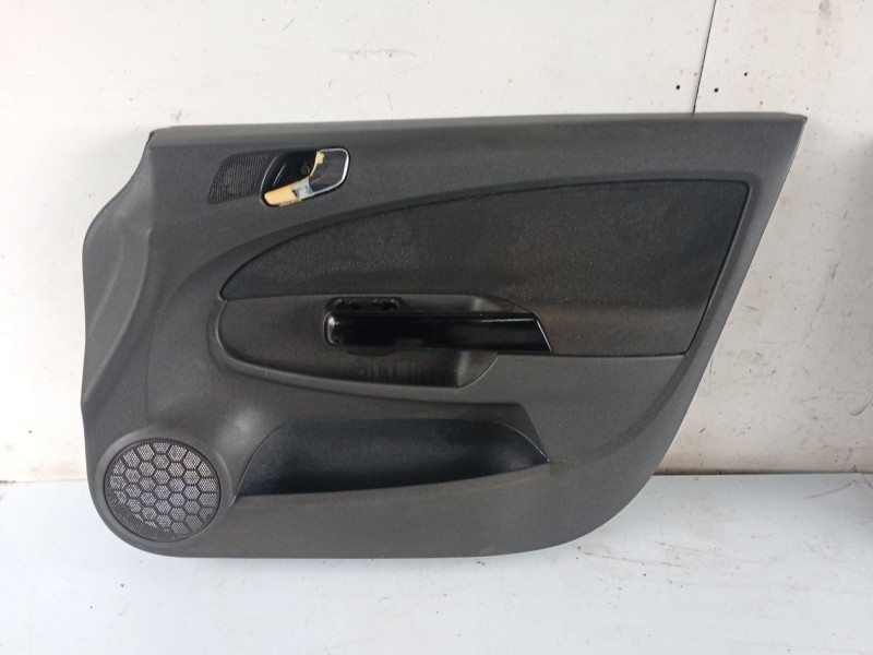 Recambio de guarnecido puerta delantera derecha para opel corsa d (s07) 1.2 (l08, l68) referencia OEM IAM   