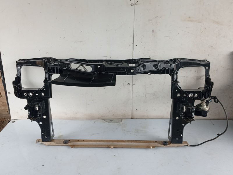 Recambio de panel frontal para opel corsa d (s07) 1.2 (l08, l68) referencia OEM IAM 13191106  