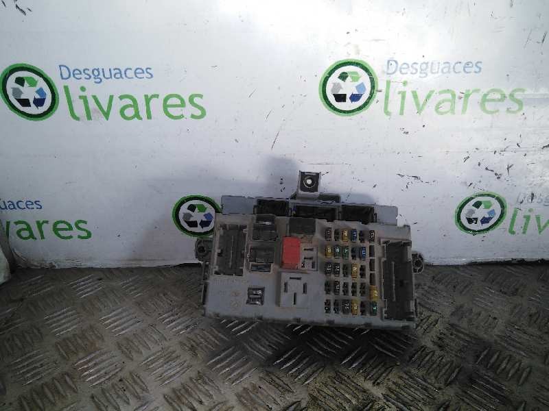 Recambio de caja reles / fusibles para  referencia OEM IAM 46774357NPL 20000306 