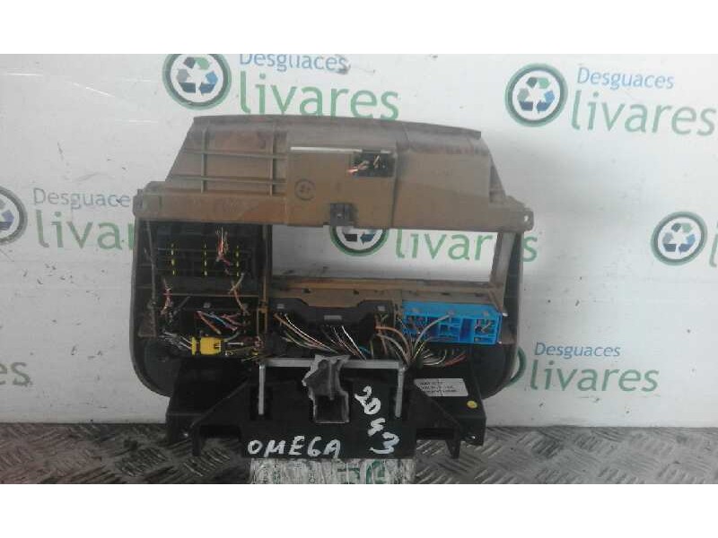 Recambio de mando climatizador para opel omega b 2.5 v6 cat (l80)   |   0.94 - 0.99 | 1994 - 1999 | 170 cv / 125 kw referencia O
