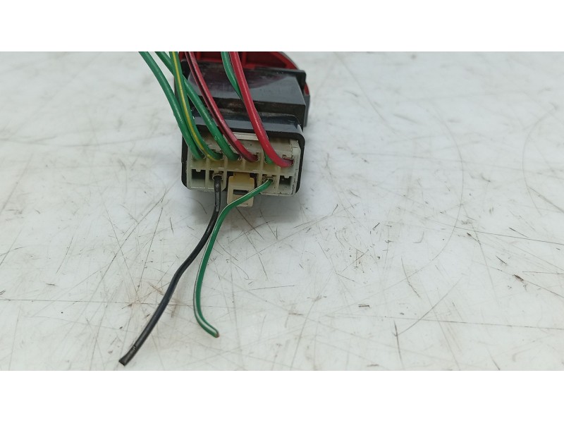 Recambio de warning para hyundai h-1 / starex autobús (a1) 2.5 td referencia OEM IAM   