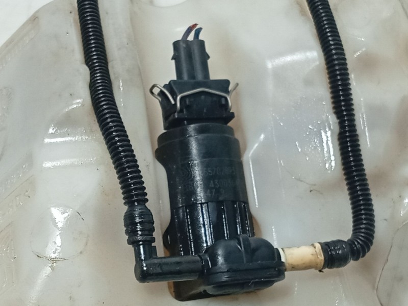 Recambio de deposito limpia para opel corsa d (s07) 1.2 (l08, l68) referencia OEM IAM 55702892  