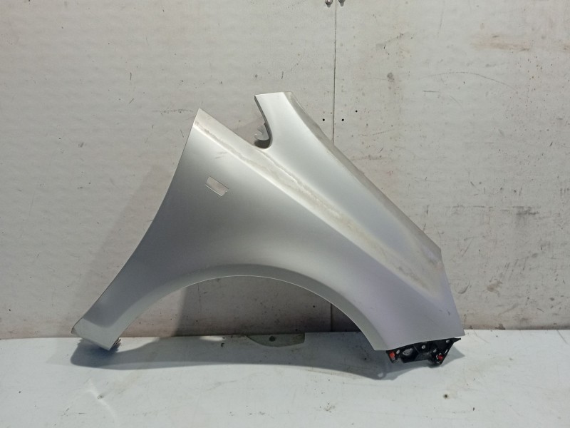 Recambio de aleta delantera derecha para opel corsa d (s07) 1.2 (l08, l68) referencia OEM IAM 93189644  
