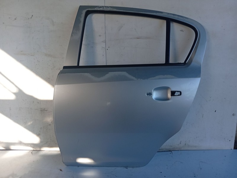 Recambio de puerta trasera derecha para opel corsa d (s07) 1.2 (l08, l68) referencia OEM IAM 93189341  