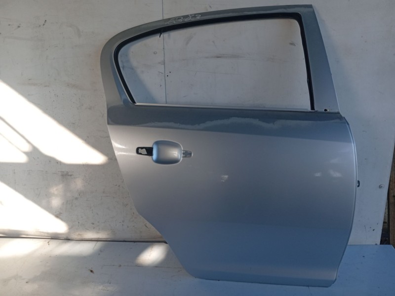 Recambio de puerta trasera izquierda para opel corsa d (s07) 1.2 (l08, l68) referencia OEM IAM 93189342  