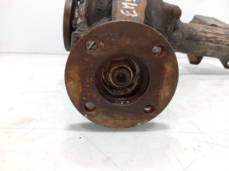 Recambio de diferencial trasero para nissan terrano/terrano.ii (r20) 2.7 turbodiesel referencia OEM IAM   