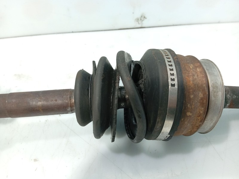 Recambio de transmision derecha para nissan terrano/terrano.ii (r20) 2.7 turbodiesel referencia OEM IAM   