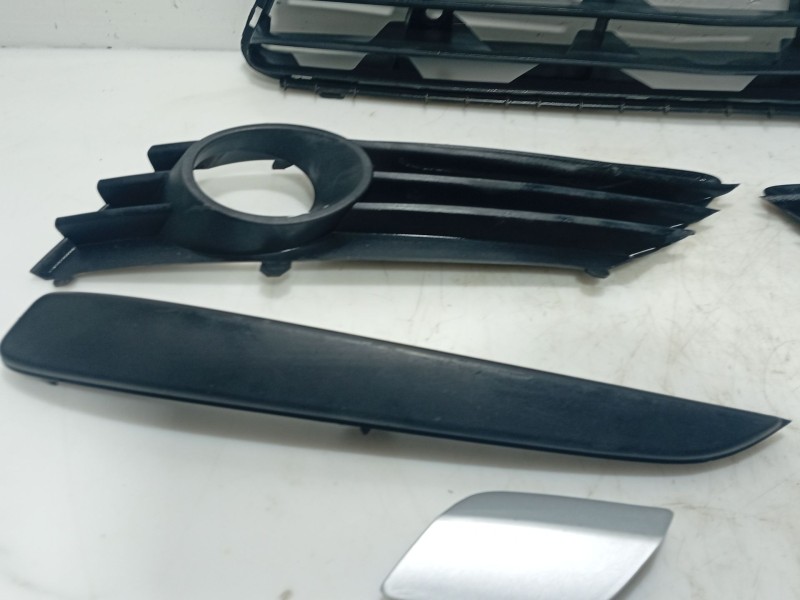 Recambio de moldura para opel astra h (a04) 1.7 cdti (l48) referencia OEM IAM   