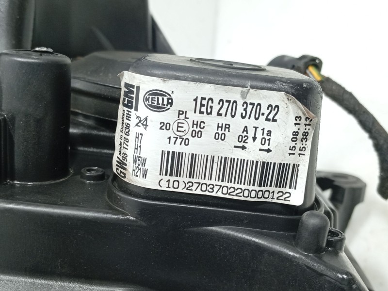 Recambio de faro derecho para opel astra h (a04) 1.7 cdti (l48) referencia OEM IAM 93178636  