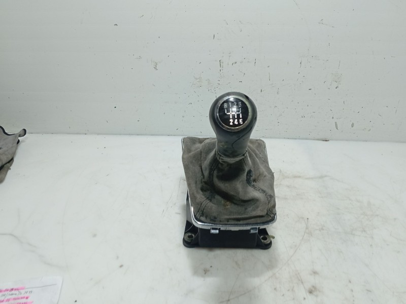 Recambio de palanca cambio para opel astra h (a04) 1.7 cdti (l48) referencia OEM IAM 55351706  
