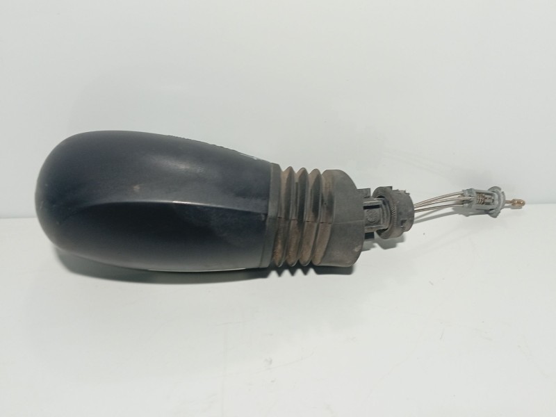 Recambio de retrovisor izquierdo para fiat punto berlina referencia OEM IAM e30157178  