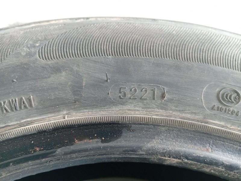 Recambio de neumatico para volkswagen polo iv (9n_, 9a_) 1.9 sdi referencia OEM IAM   