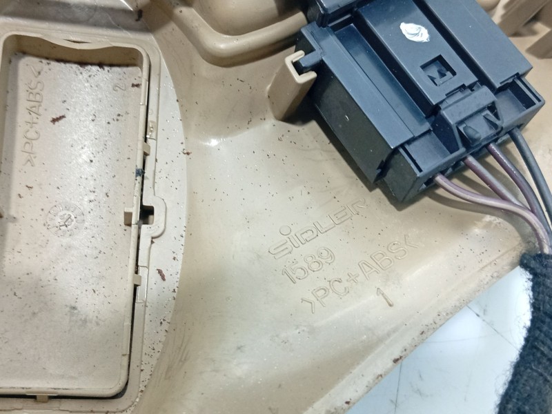 Recambio de luz interior para rover 75 (rj) 2.0 cdt referencia OEM IAM XDE000320LPR  