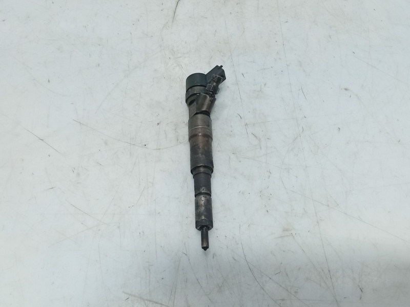 Recambio de inyector para rover 75 (rj) 2.0 cdt referencia OEM IAM MKG100270  