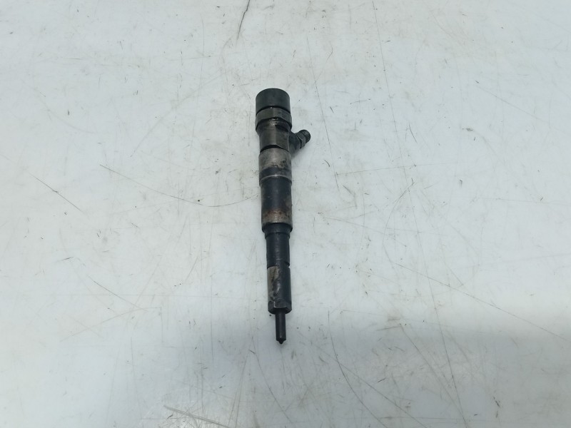 Recambio de inyector para rover 75 (rj) 2.0 cdt referencia OEM IAM MKG100270  