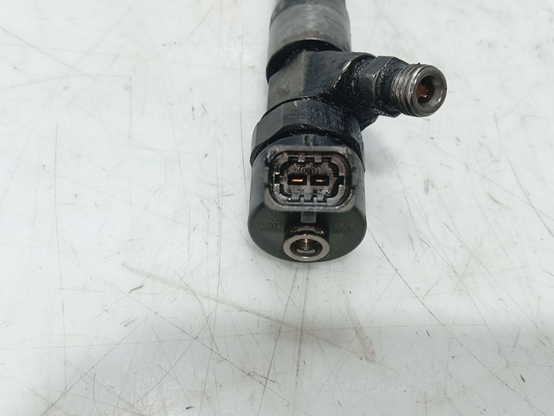 Recambio de inyector para rover 75 (rj) 2.0 cdt referencia OEM IAM MKG100270  